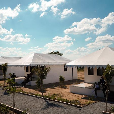 Jawai Empire Resort By Premier Hotels Pāli Exteriör bild