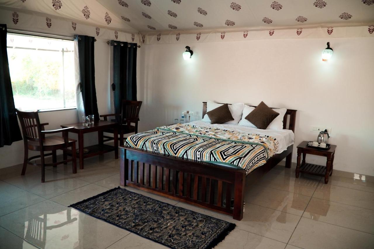 Jawai Empire Resort By Premier Hotels Pāli Exteriör bild