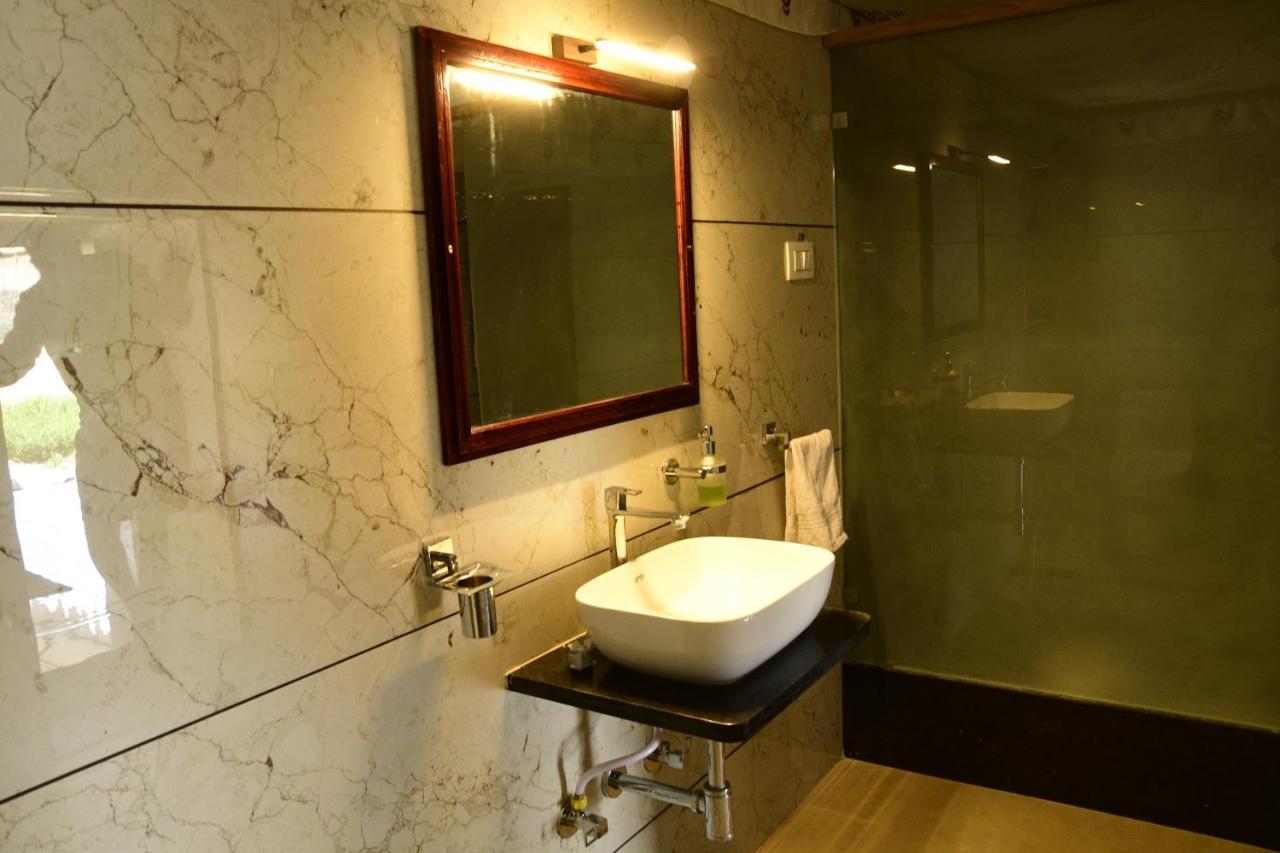 Jawai Empire Resort By Premier Hotels Pāli Exteriör bild