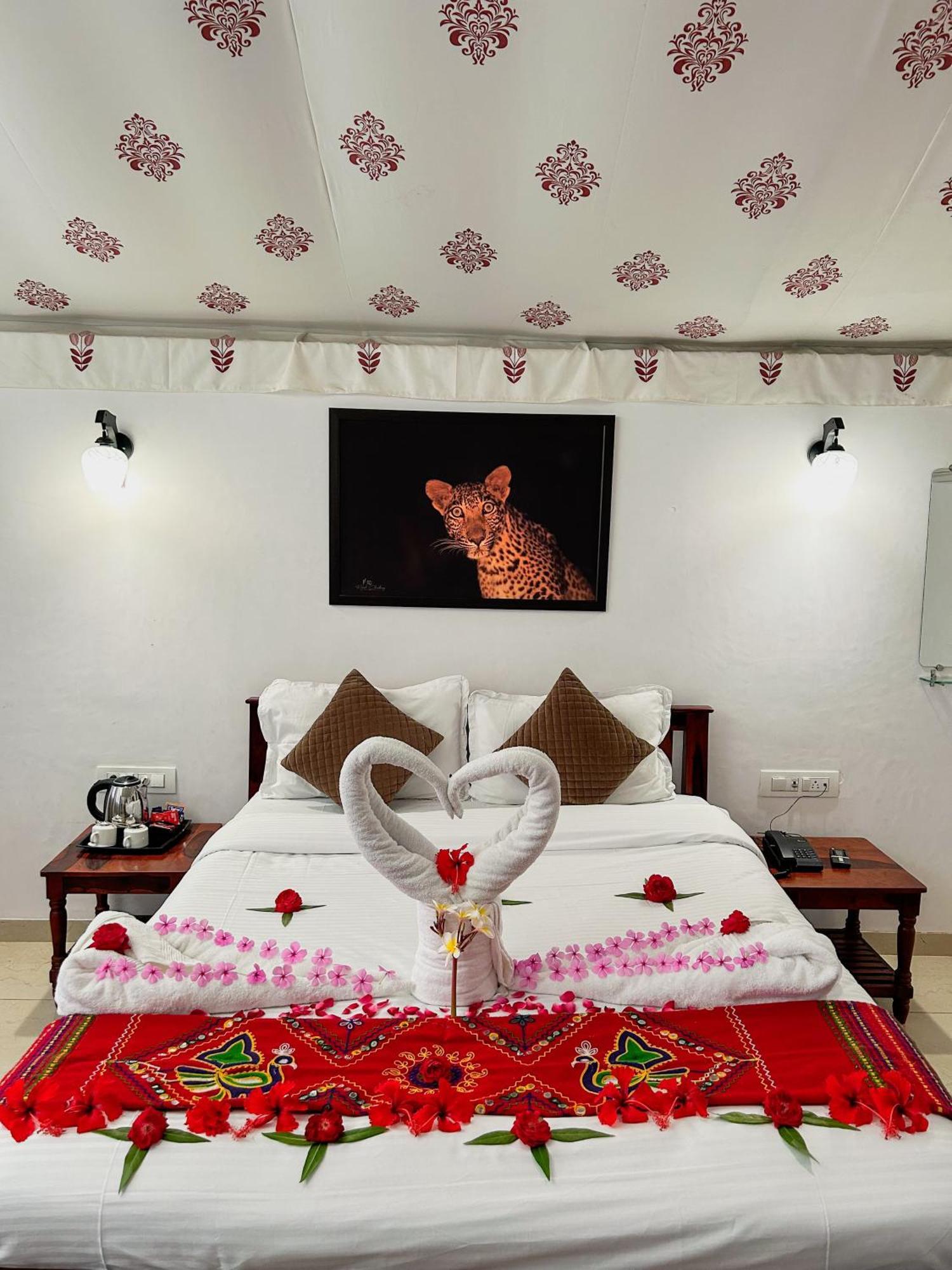 Jawai Empire Resort By Premier Hotels Pāli Exteriör bild